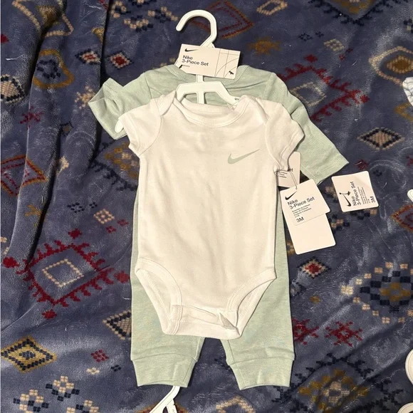 Boys 3m Nike bundle. All NWT - Picture 8 of 8